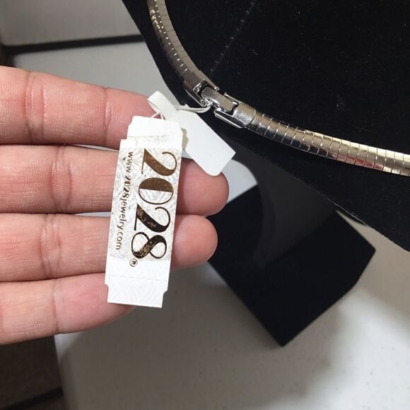 2028 Silver Dipped Cobra Chain Necklace (G2) - Picture 4 of 7